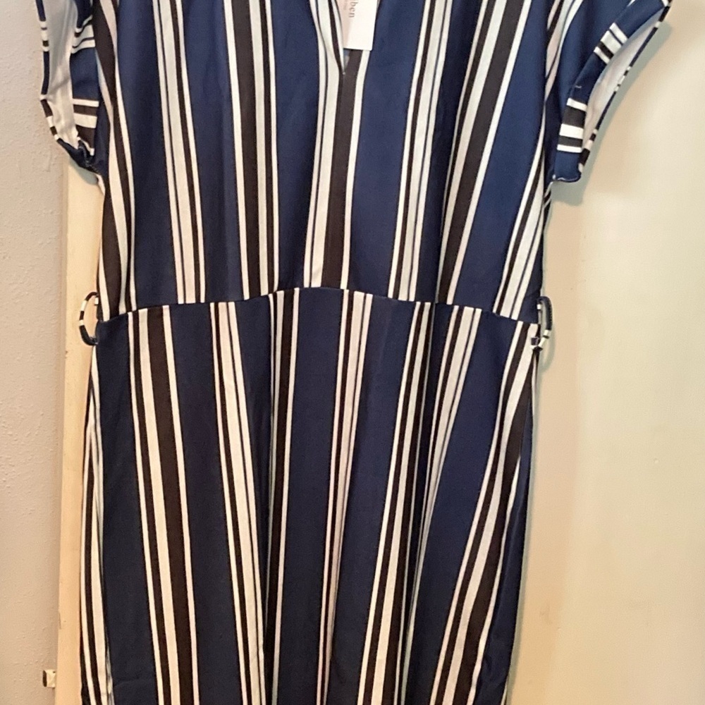 Blue striped v neckline nwt dress sZ 2x